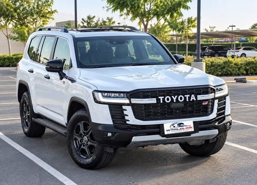 تويوتا لاند كروزر GR SPORT Diesel 3.3L