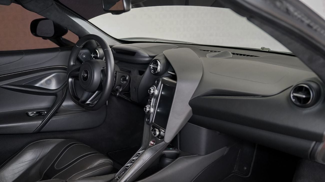 مكلارين 720S STD