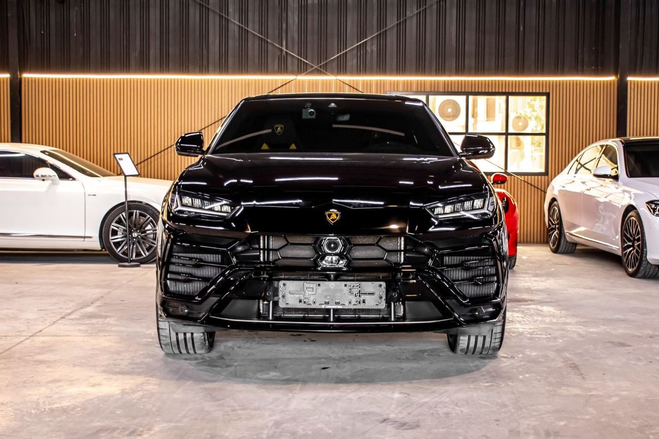 Lamborghini Urus STANDARD