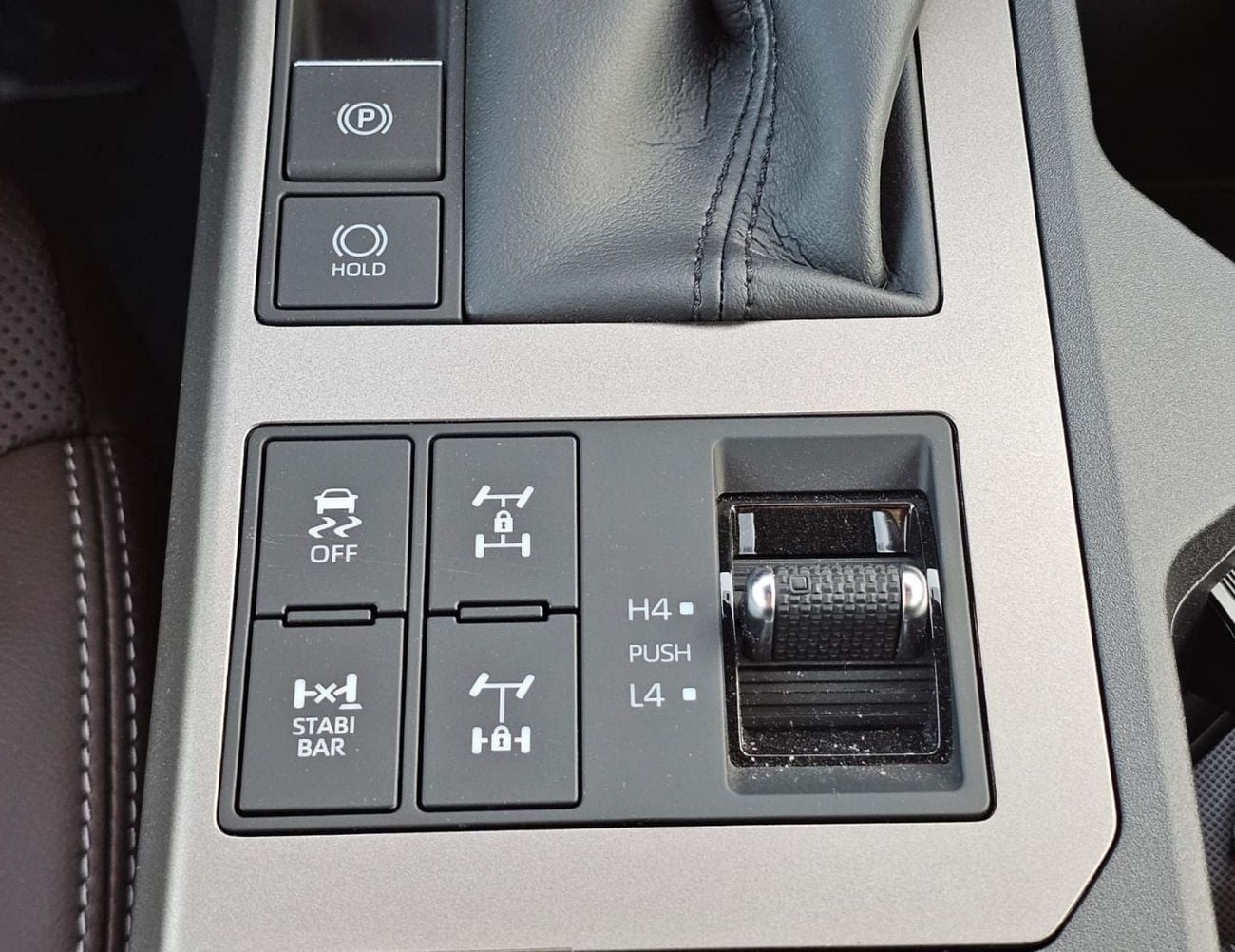 Toyota Prado ADVENTURE TOYOTA LANDCRUISER PRADO ADVENTURE TURBO || 2.4L PETROL V4 A/T 4WD | DRIVER PWR SEAT | LEATHER SEATS