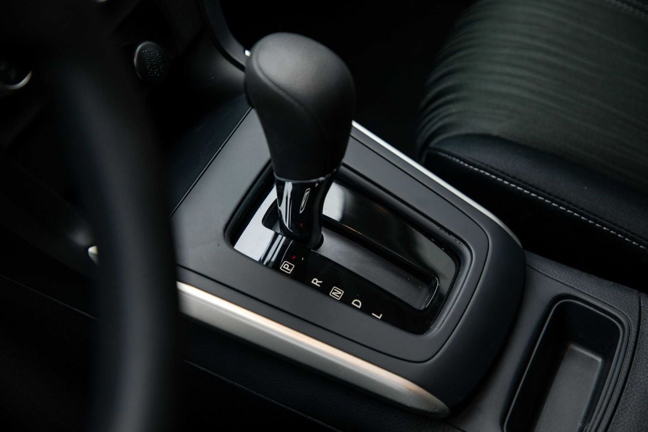 Nissan Sylphy Classic XE Comfort 1.6L - White Inside Black | Export Only