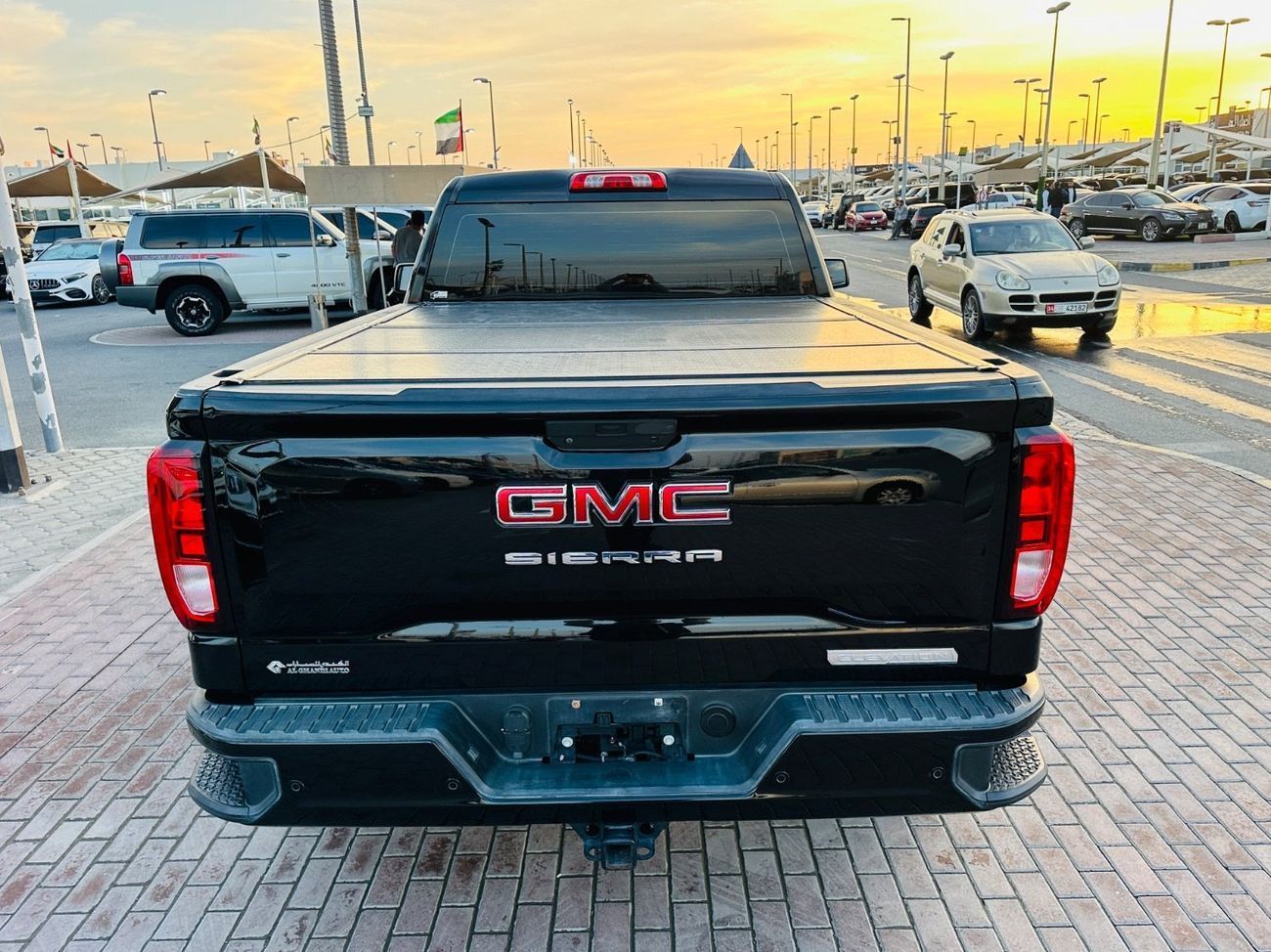 جي أم سي سييرا 1500 REG/CAB ELEVATION
