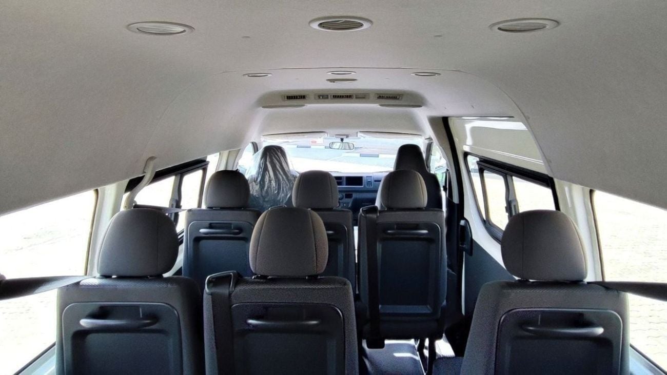 Toyota Hiace DLS - STANDARD ROOF TOYOTA HIACE 2.5L TURBO DIESEL 15 SEATER H.ROOF MT 2026