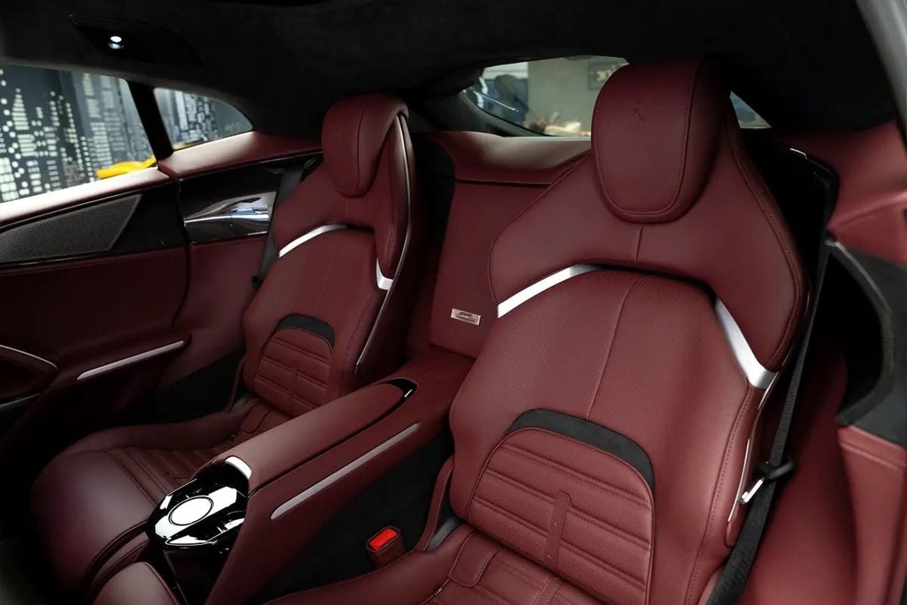 Ferrari Purosangue STANDARD
