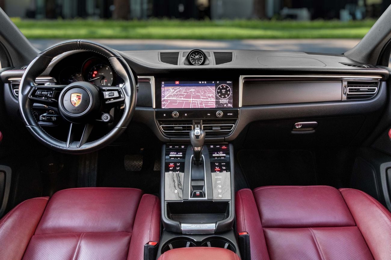 Porsche Macan Standard Macan | 3,232 P.M | 0% Downpayment | Porsche Macan | Service History!