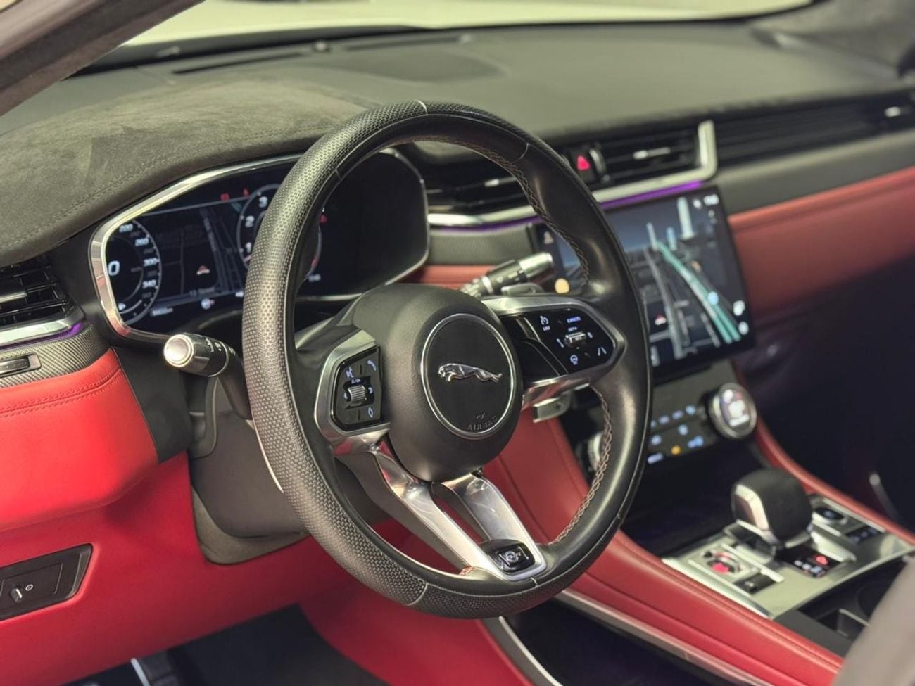 Jaguar F-PACE SVR | 2021 | GCC Specs | Full Service History