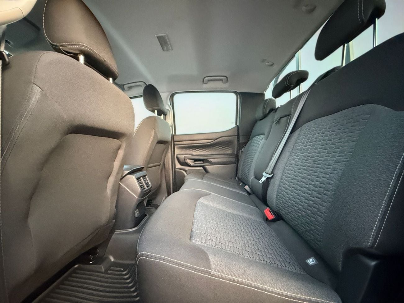 Ford Ranger XLT FORD RANGER XLT | FULL SERVICE HISTORY | AGENCY WARRANTY UNTIL 2028 | GCC