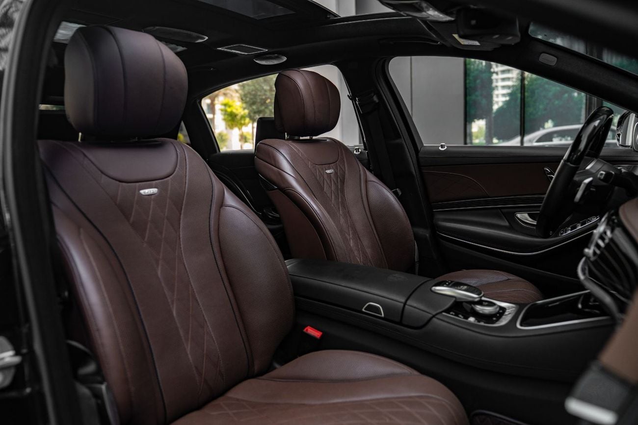 مرسيدس مايباخ S650 مايباخ V12 سيارة كاملة المواصفات، أوراقها سليمة، لم تتعرض لحوادث، خضعت لصيانة شاملة وجاهزة للانطلاق.
