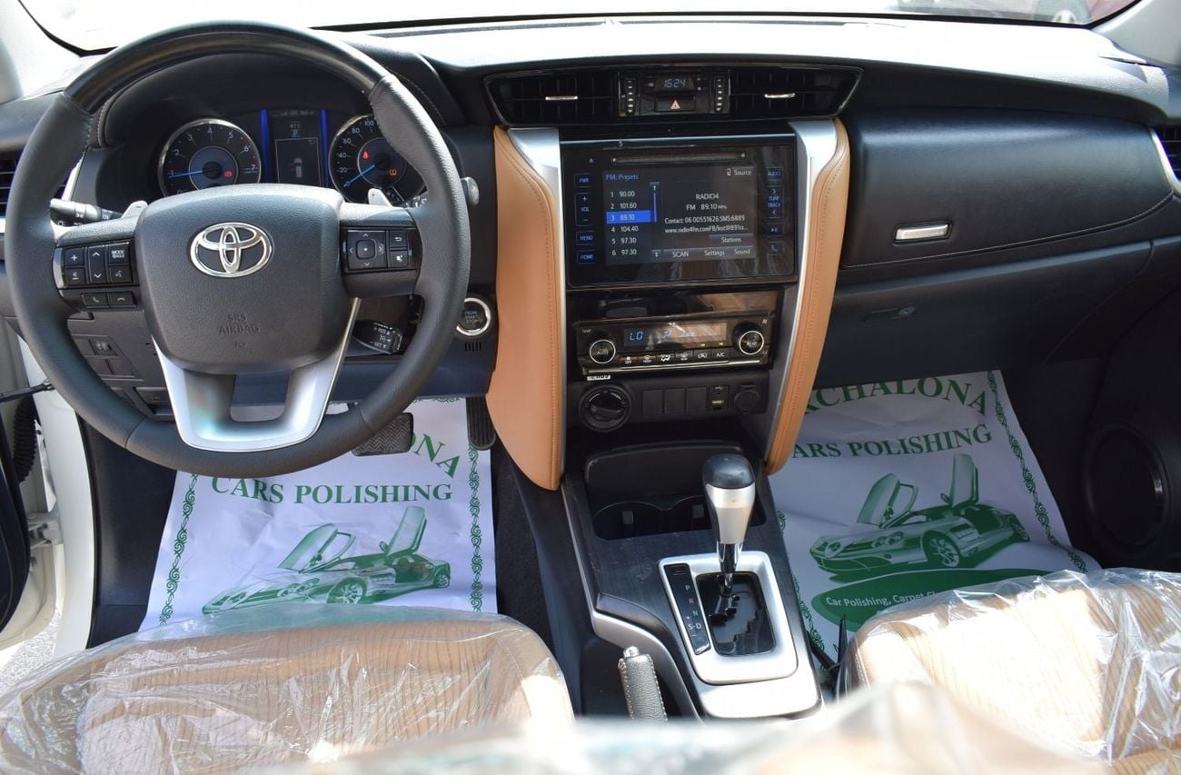 Toyota Fortuner GXR Toyota Fortuner GXR 4.0 L, model:2019.