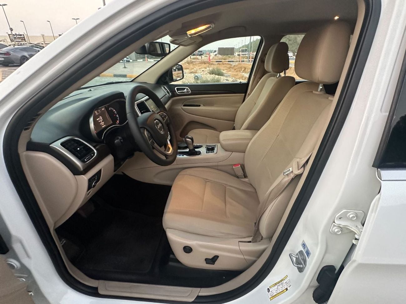 Jeep Grand Cherokee LAREDO
