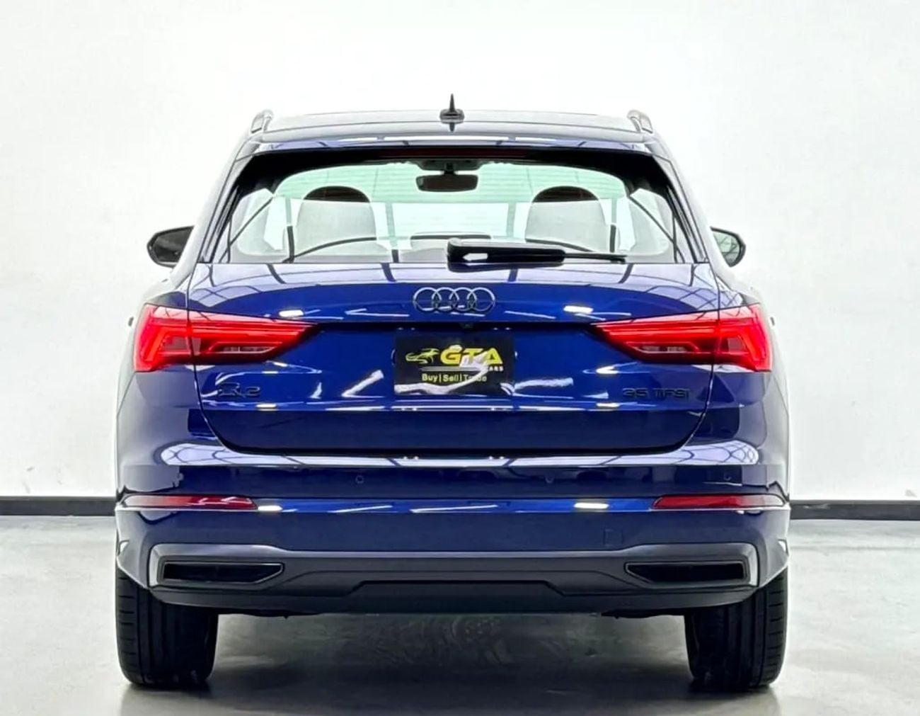 Audi Q3 35 TFSI S-Line, Warranty, Service Pack, Excellent Condition, GCC