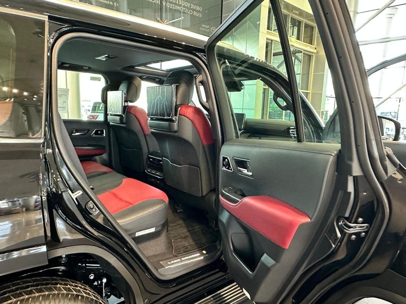 Toyota Land Cruiser VXR