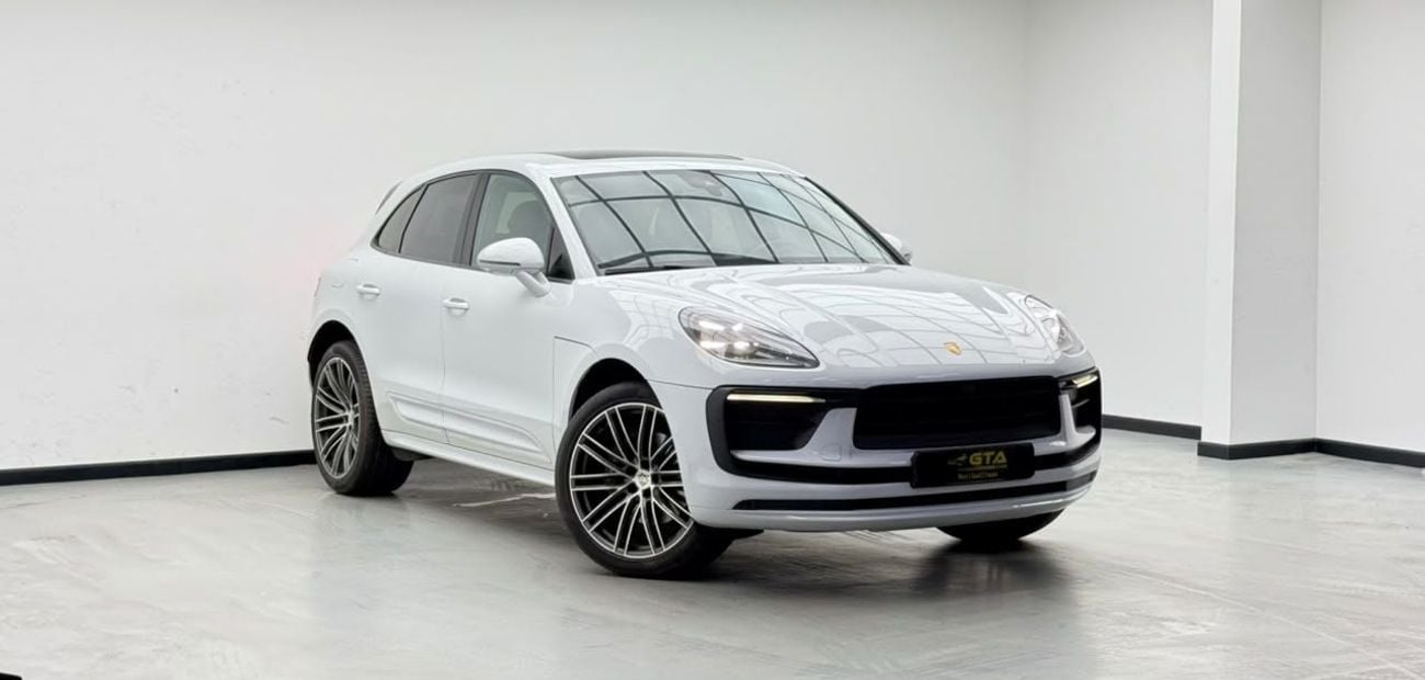 Porsche Macan STANDARD 2023 Porsche Macan, 2027 Porsche Warranty, Full Porsche Service History, Low Km, GCC