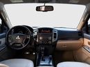 ميتسوبيشي باجيرو GLS V6 | 7-SEATER 4WD SUV | GCC