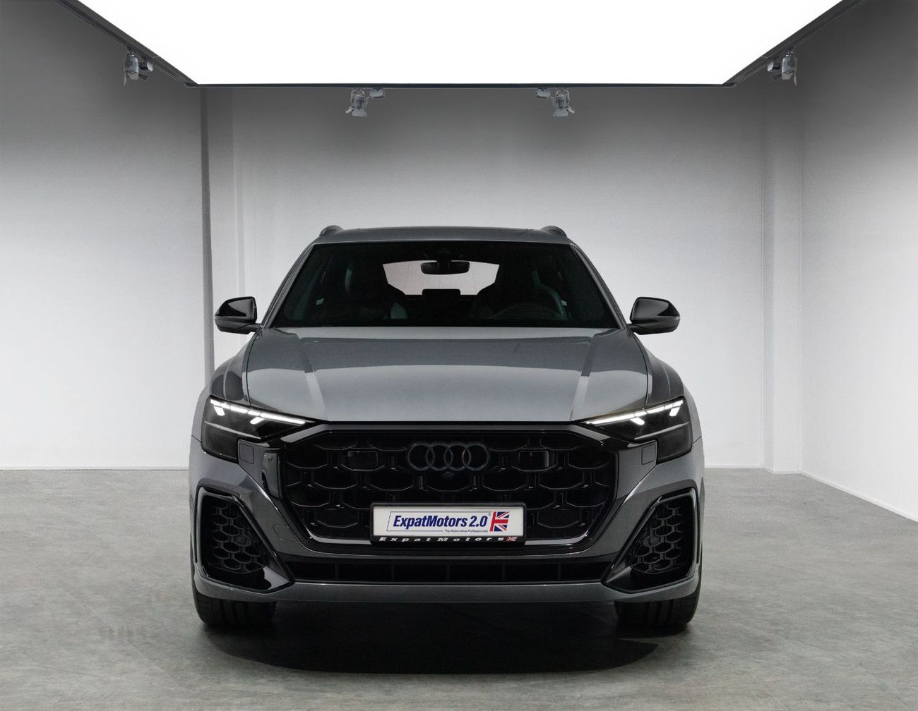أودي Q8 55 TFSI PROGRESS BLACK