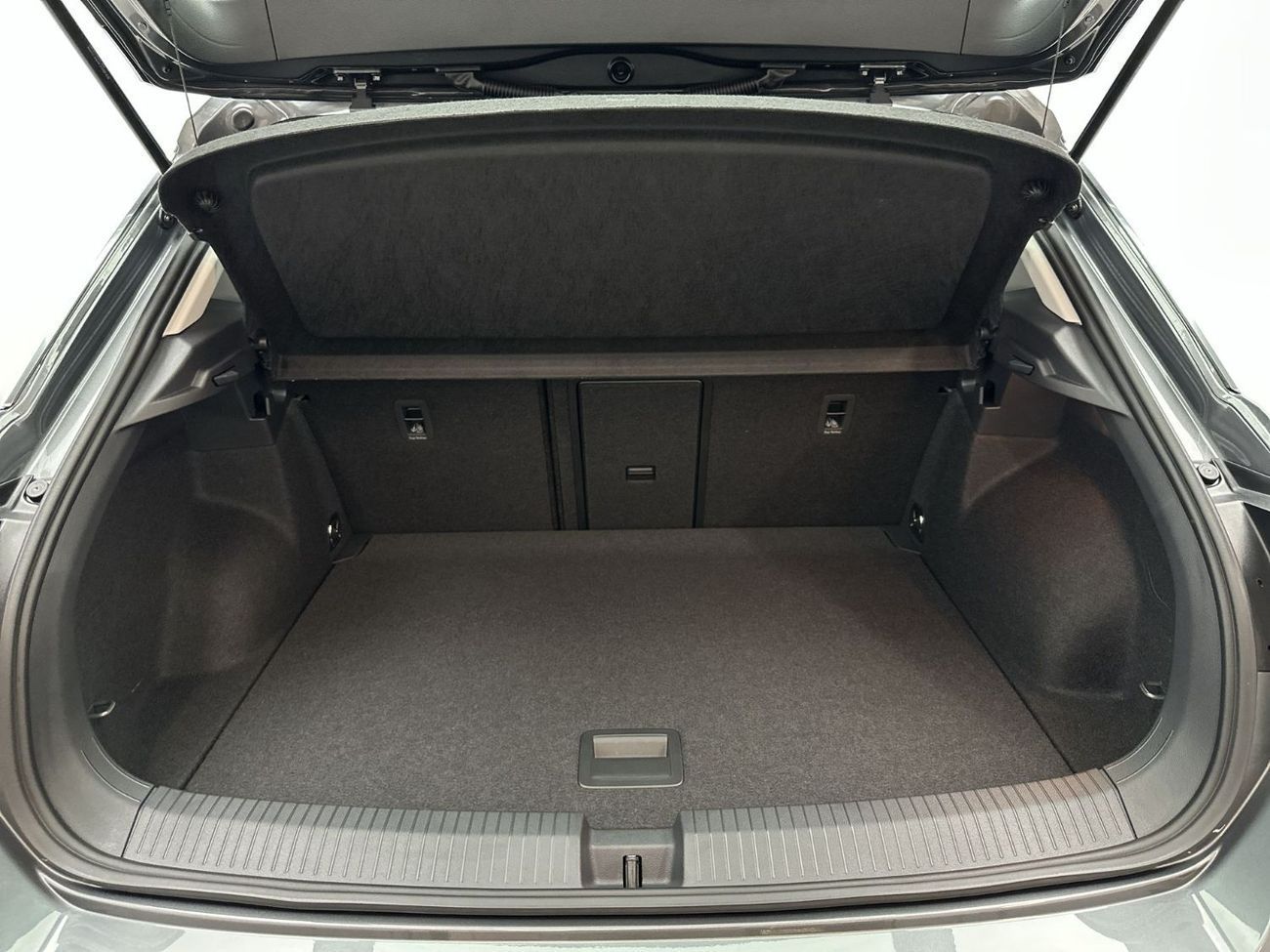 فولكس واجن T ROC 1.4L | AED 66,900 Only! | MARKET BEST PRICE | VW Certified