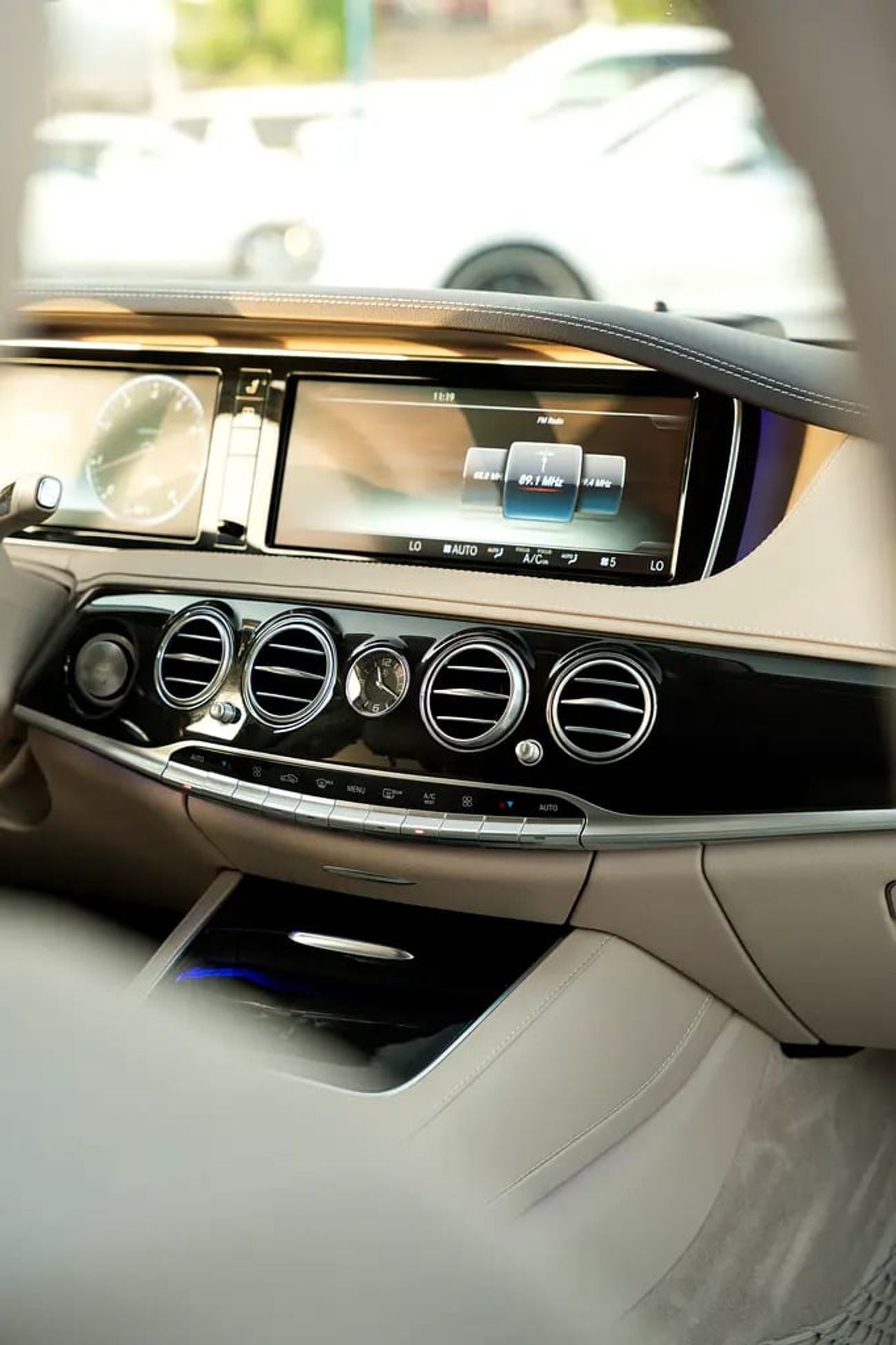 Mercedes Benz S550 MERCEDES S 550L BEIGE INTERIOR