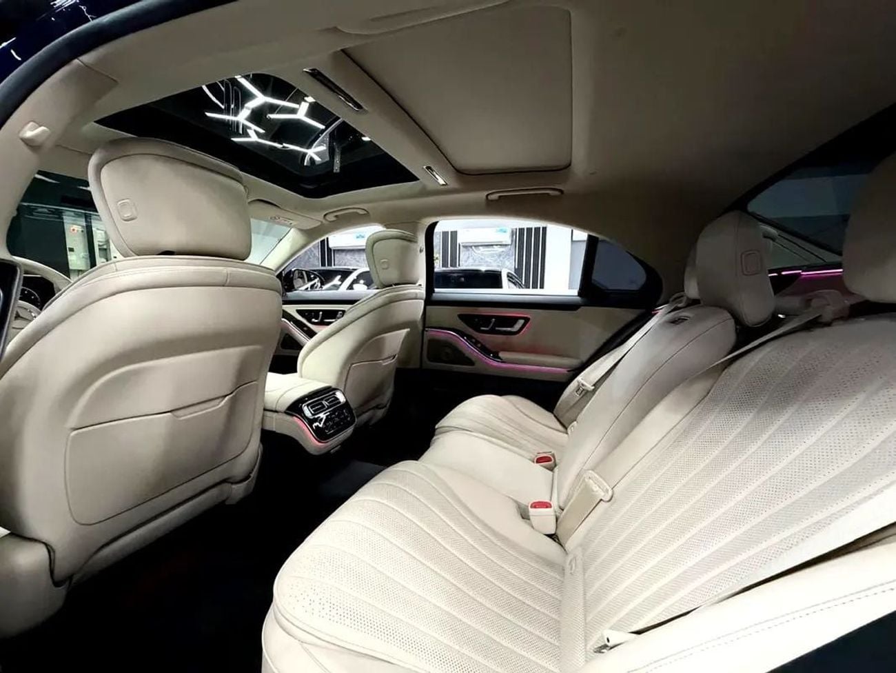 Mercedes Benz S500 4MATIC L
