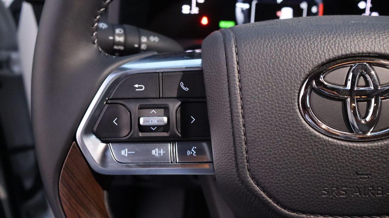 Toyota Land Cruiser GXR HYBRID
