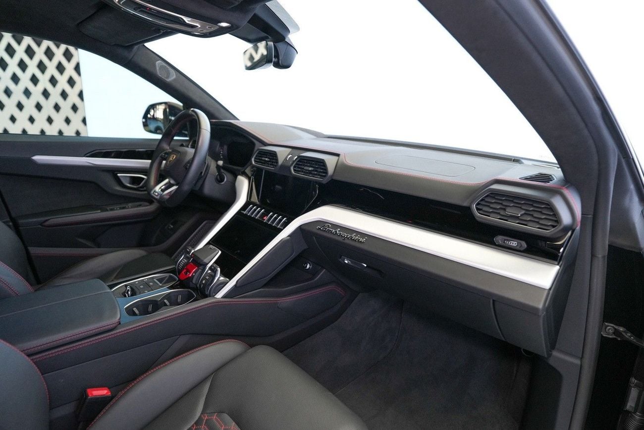 Lamborghini Urus STD