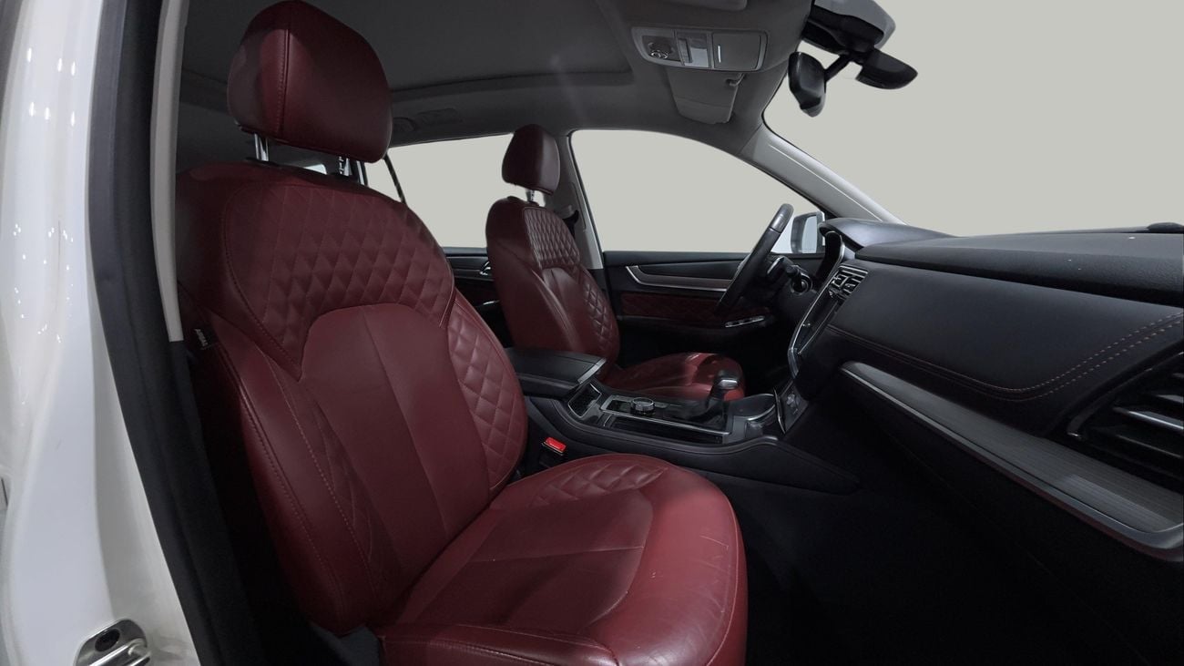 أم جي RX8 لاكجوري كارس24 هي سوق ضخم للسيارات المستعملة موثوق ومضمون ٪كارس24 هي سوق ضخم للسيارات المستعملة موثوق ومضمون