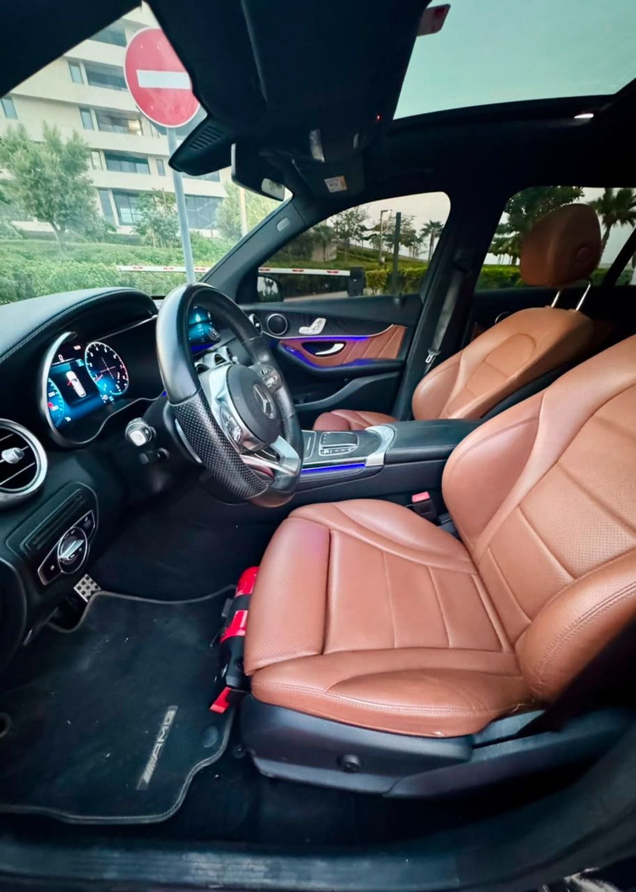 مرسيدس بنز GLC 200 4MATIC HIGH