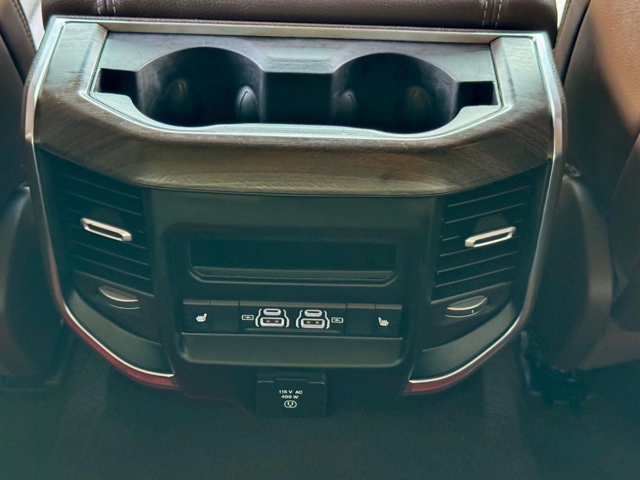 رام لارامي RAM 1500 SST / LARAMIE 4X4 / CHROME PACK / HURRICANE ENGINE / ZERO DOWN PAYMENT AVAILABL