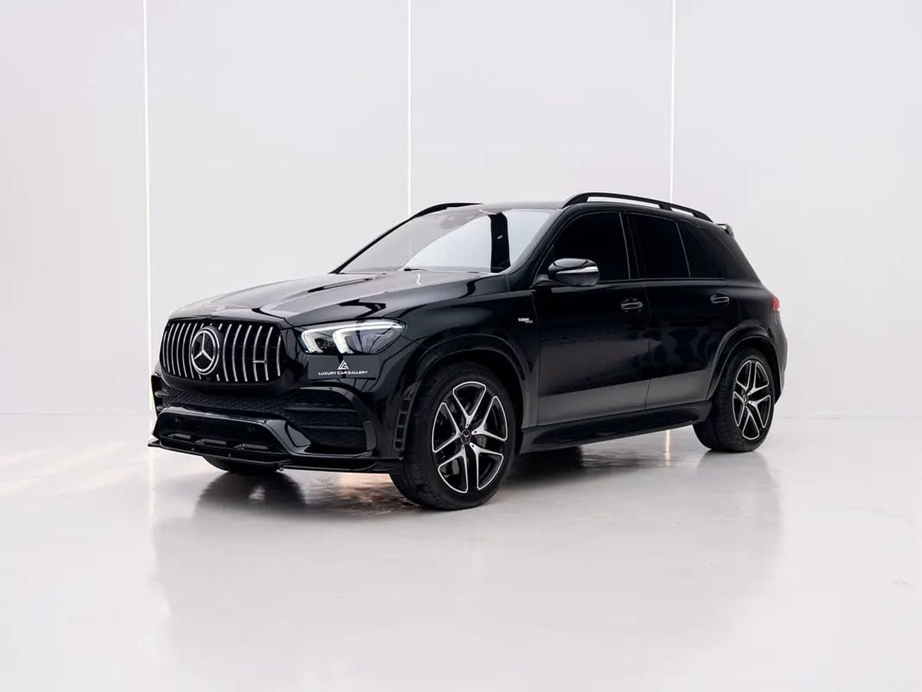Mercedes Benz GLE53 AMG COUPE 4MATIC+ BLACK-ON-BLACK | AMG CARBON INTERIOR | JAPANESE SPECS