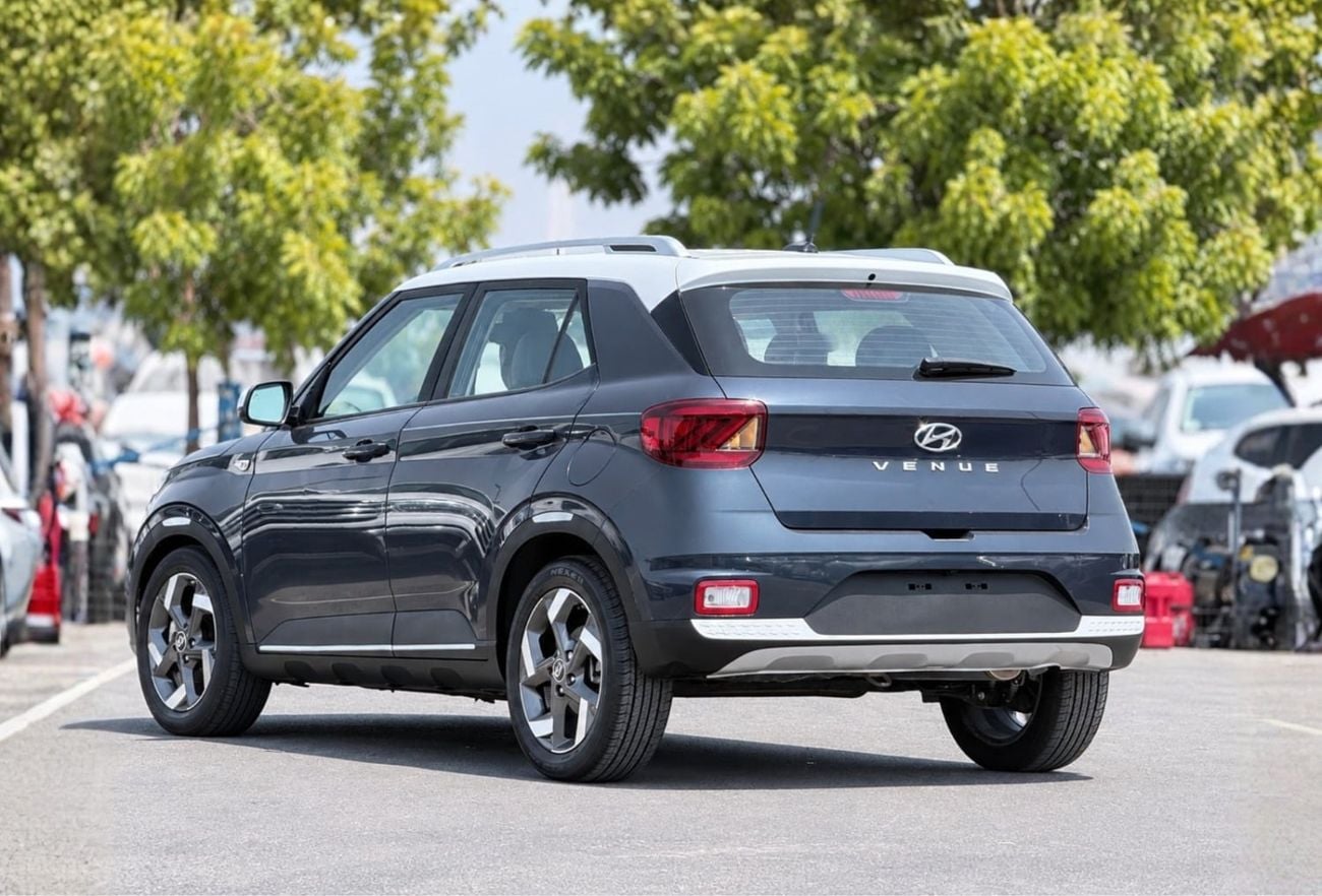 Hyundai Venue 2023 HYUNDAI VENUE 1.6L FWD FULL OPTION