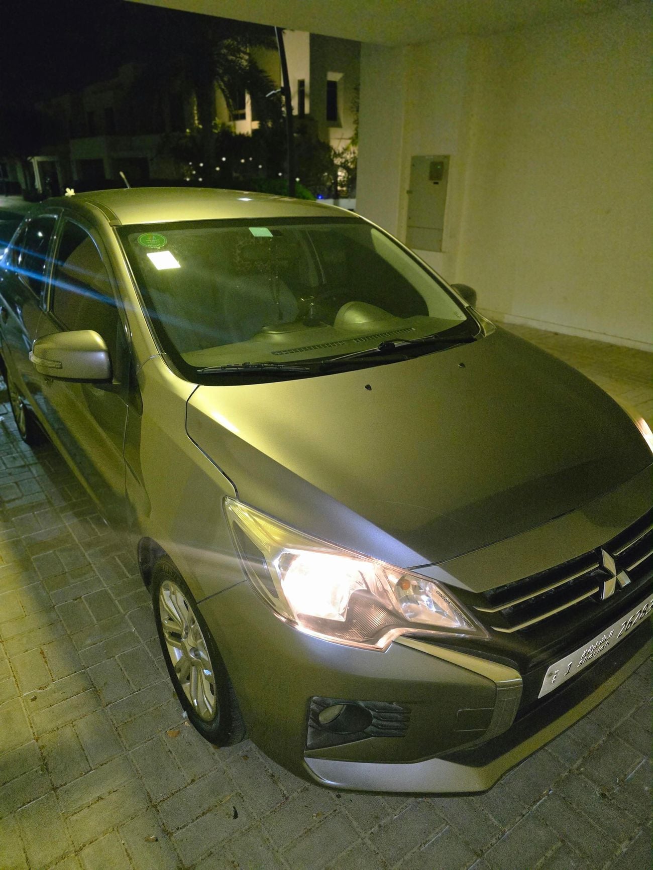 Mitsubishi Attrage GLX