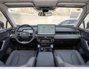تويوتا راف ٤ XLE HEV تويوتا RAV4 2026، محرك 2.5 لتر هجين، دفع رباعي، فئة فاخرة
