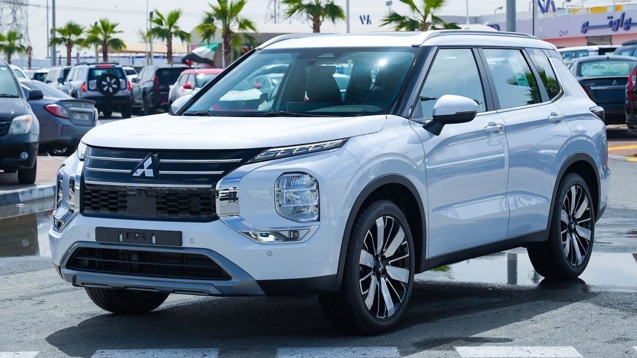 ميتسوبيشي آوتلاندر HIGHLINE ميتسوبيشي أوتلاندر هايب لاين 2026 (G06) – جديد كليًا 2.5 لتر | SUV بـ 7 مقاعد | مواصفات ال