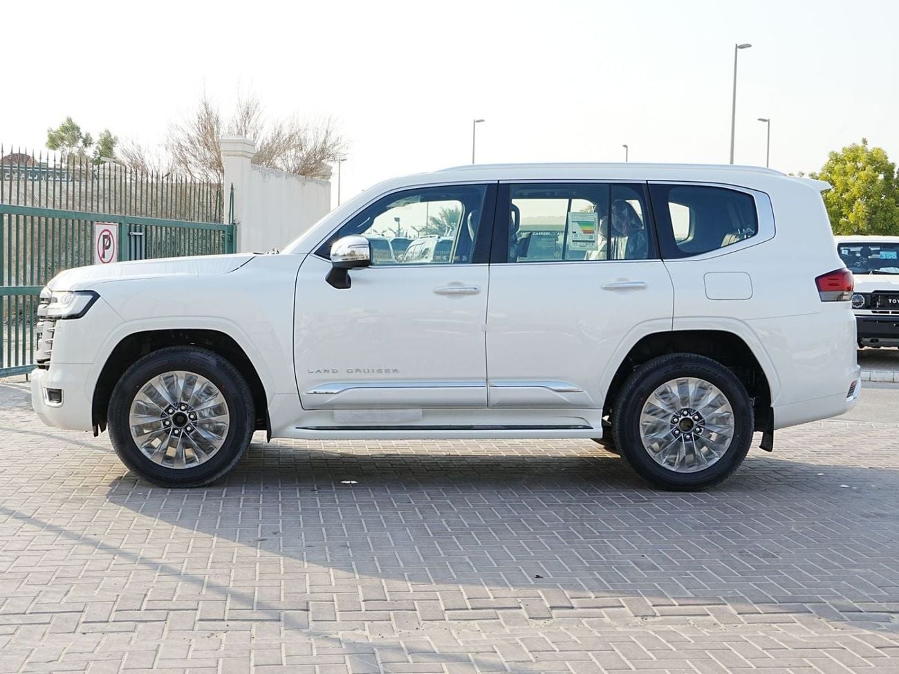 Toyota Land Cruiser VX