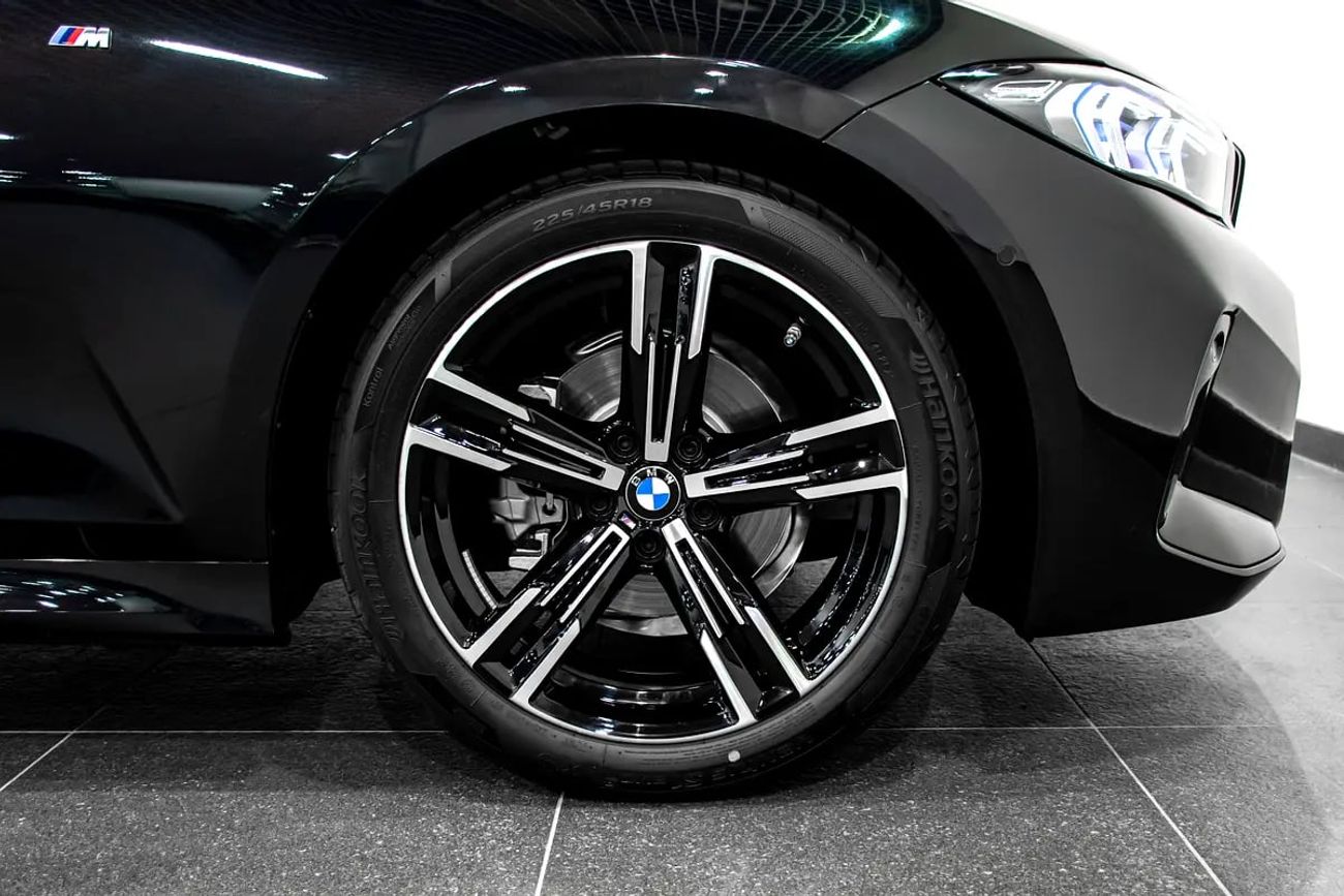 BMW 318i 318i GCC Specs – Excellent Condition, Low Mileage
