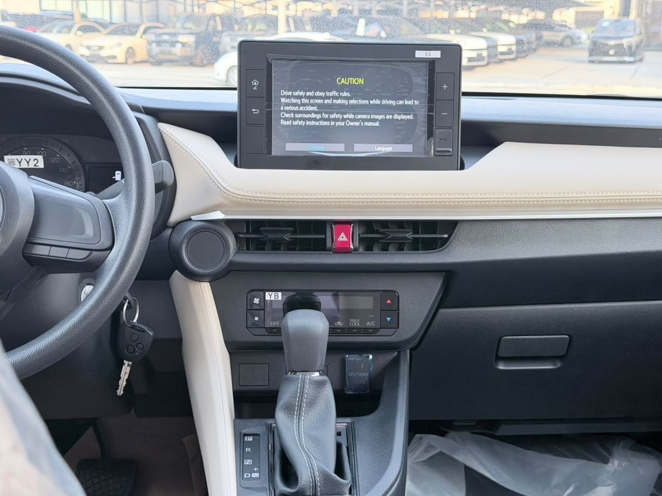 Toyota Yaris E 1.5L AT PETROL GCC