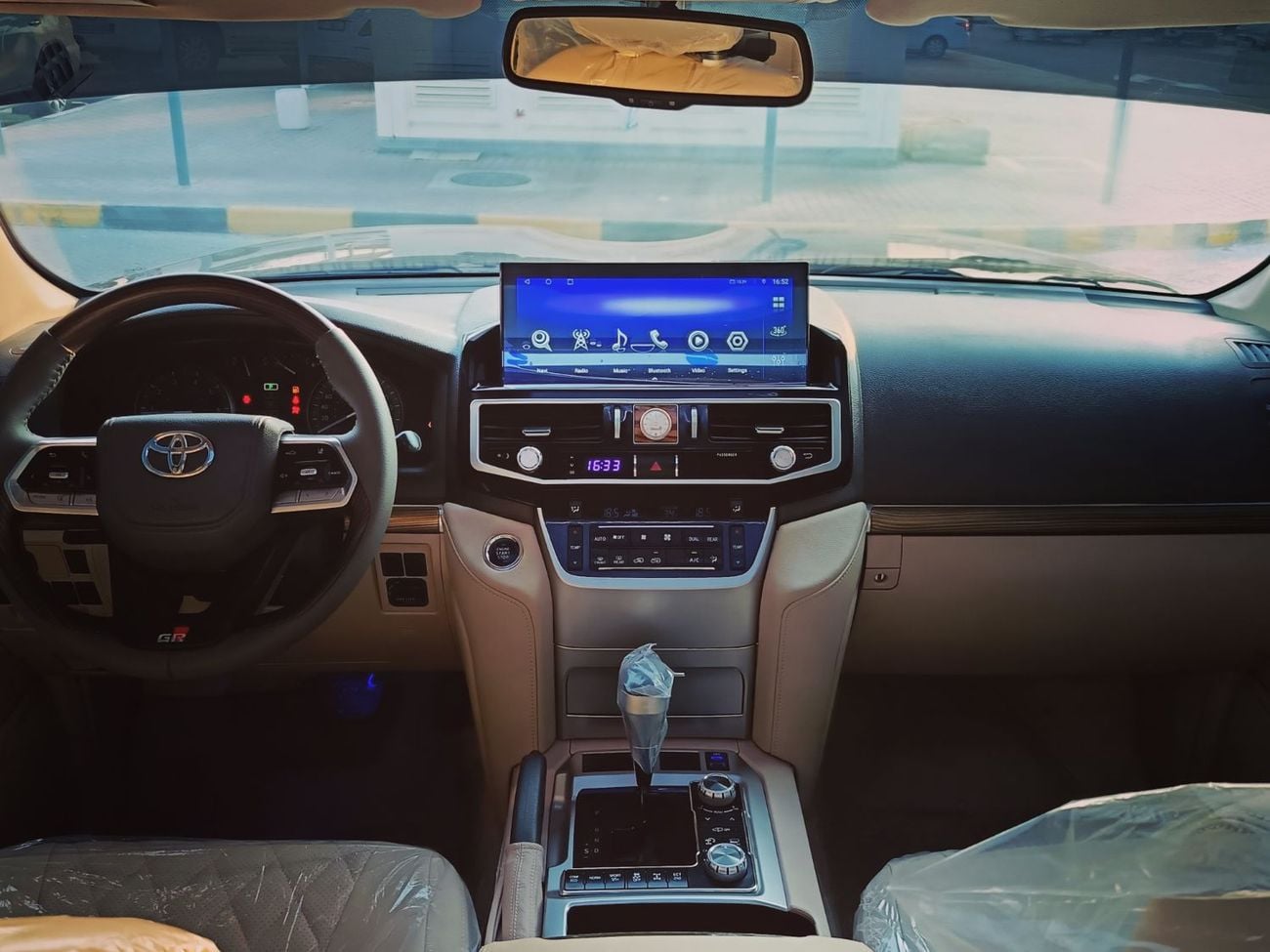 Toyota Land Cruiser GXR