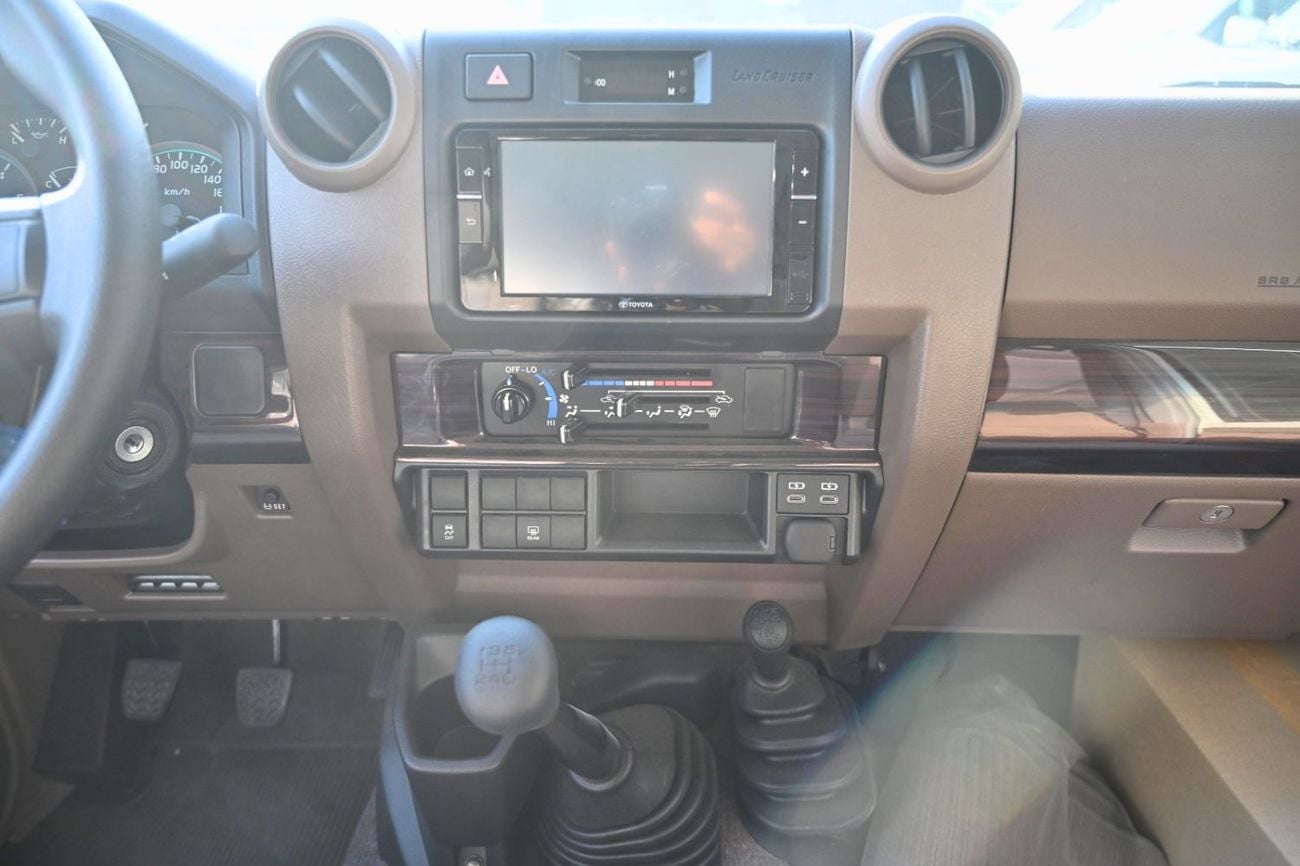 Toyota Land Cruiser 70 LC76 2.8L Manual Diesel