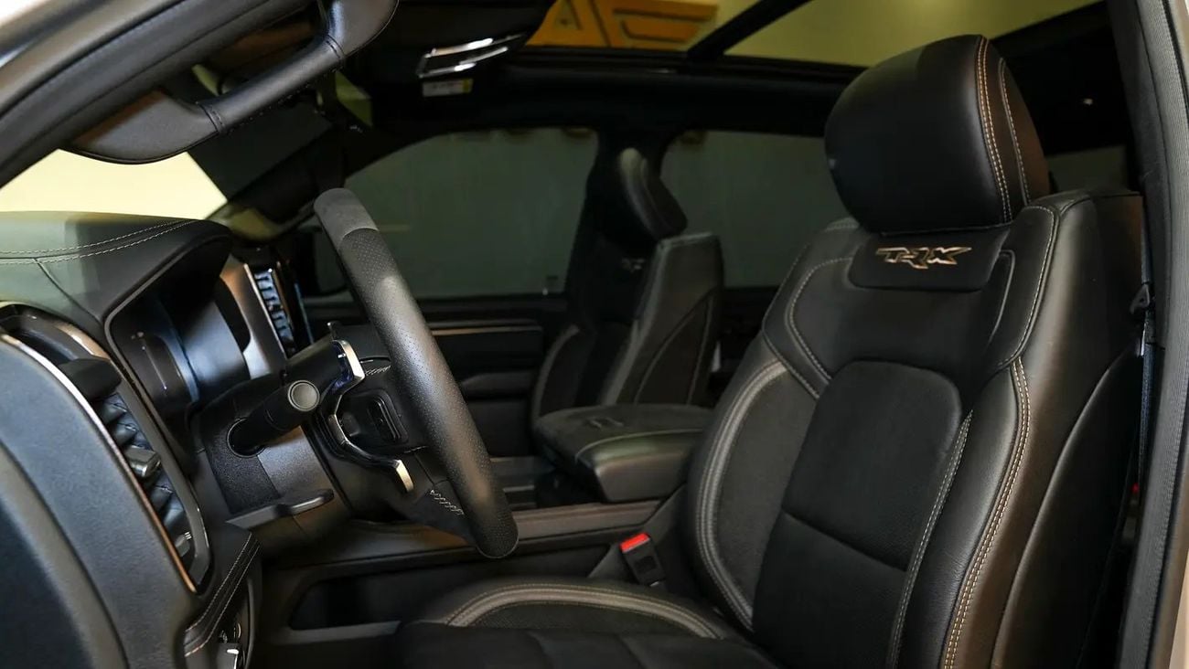 RAM 1500 TRX LUXURY Dodge Final Edition / Warranty And Service Contract / GCC Specs