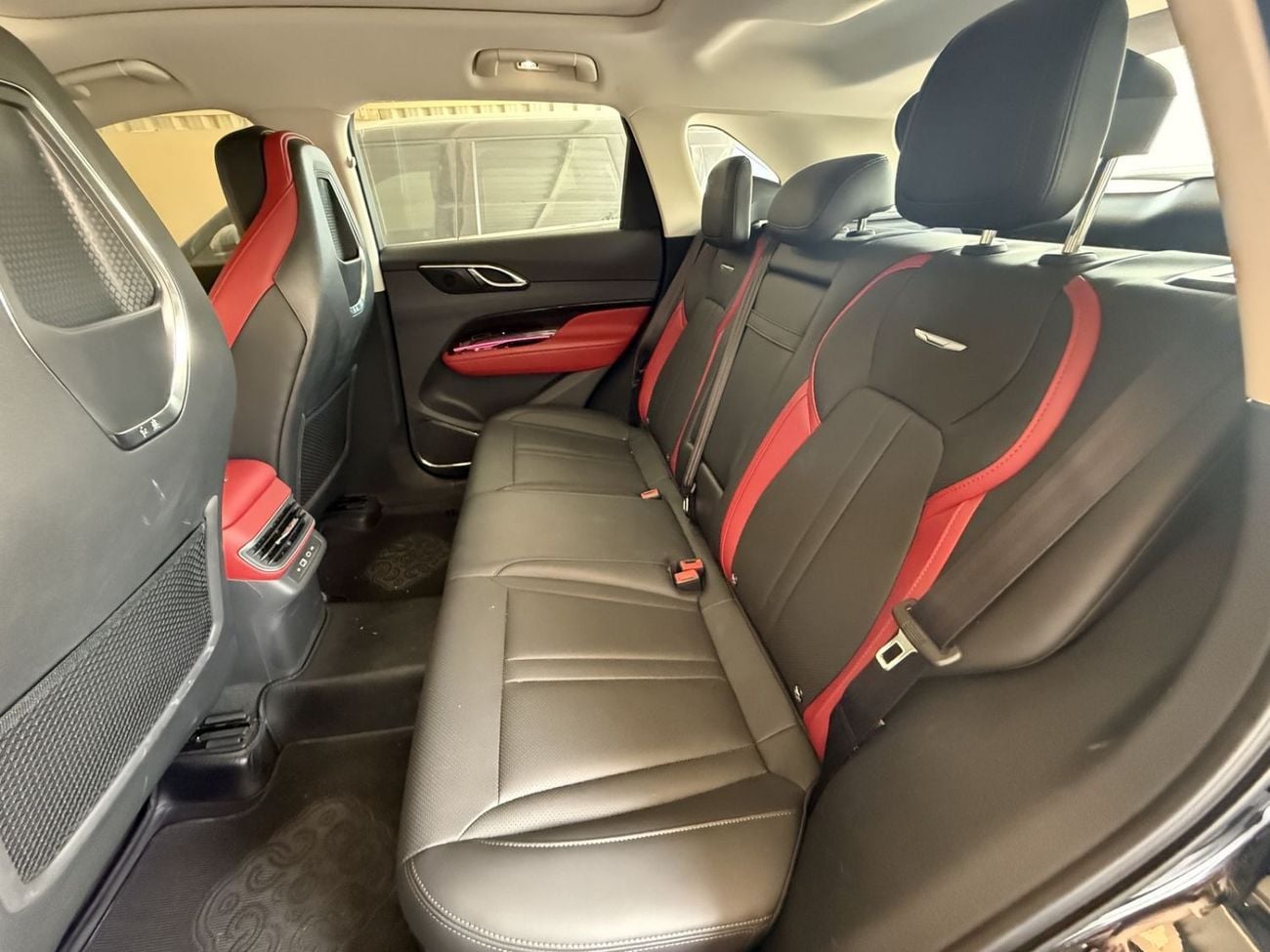 HONGQI HS3 LUXURY 2024 GCC specs