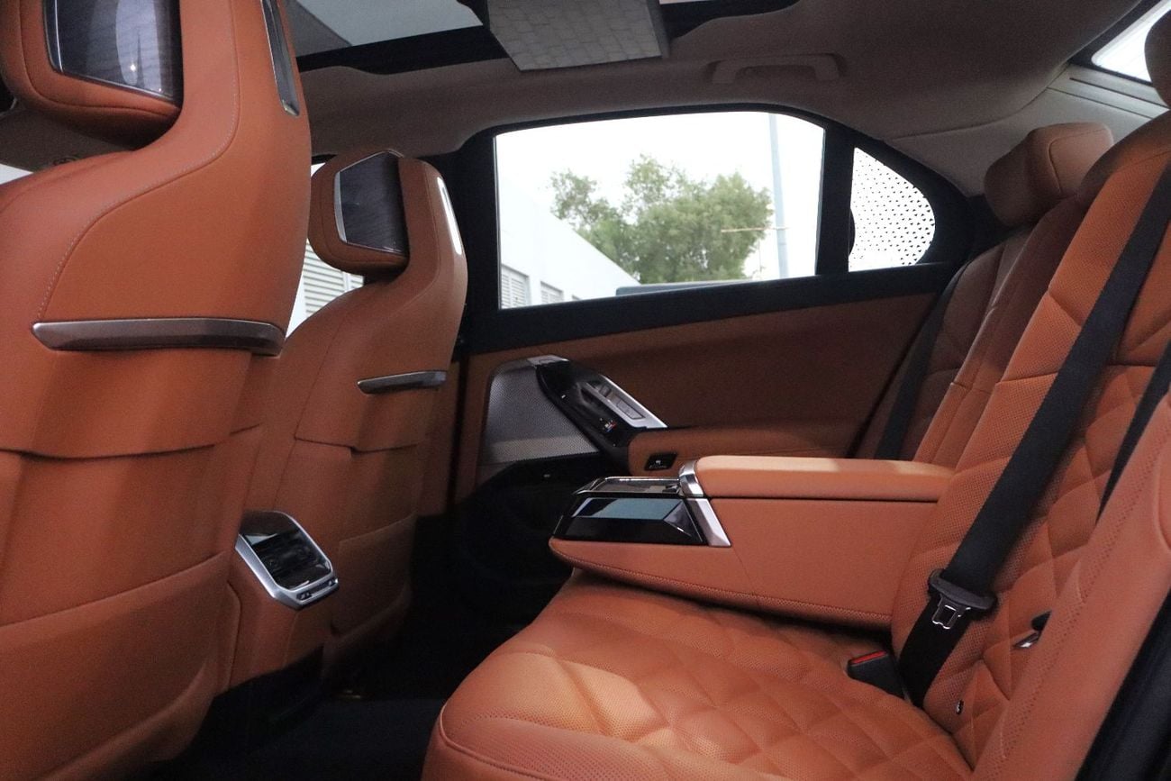 BMW 735i MASTERCLASS PURE EXCELLENCE