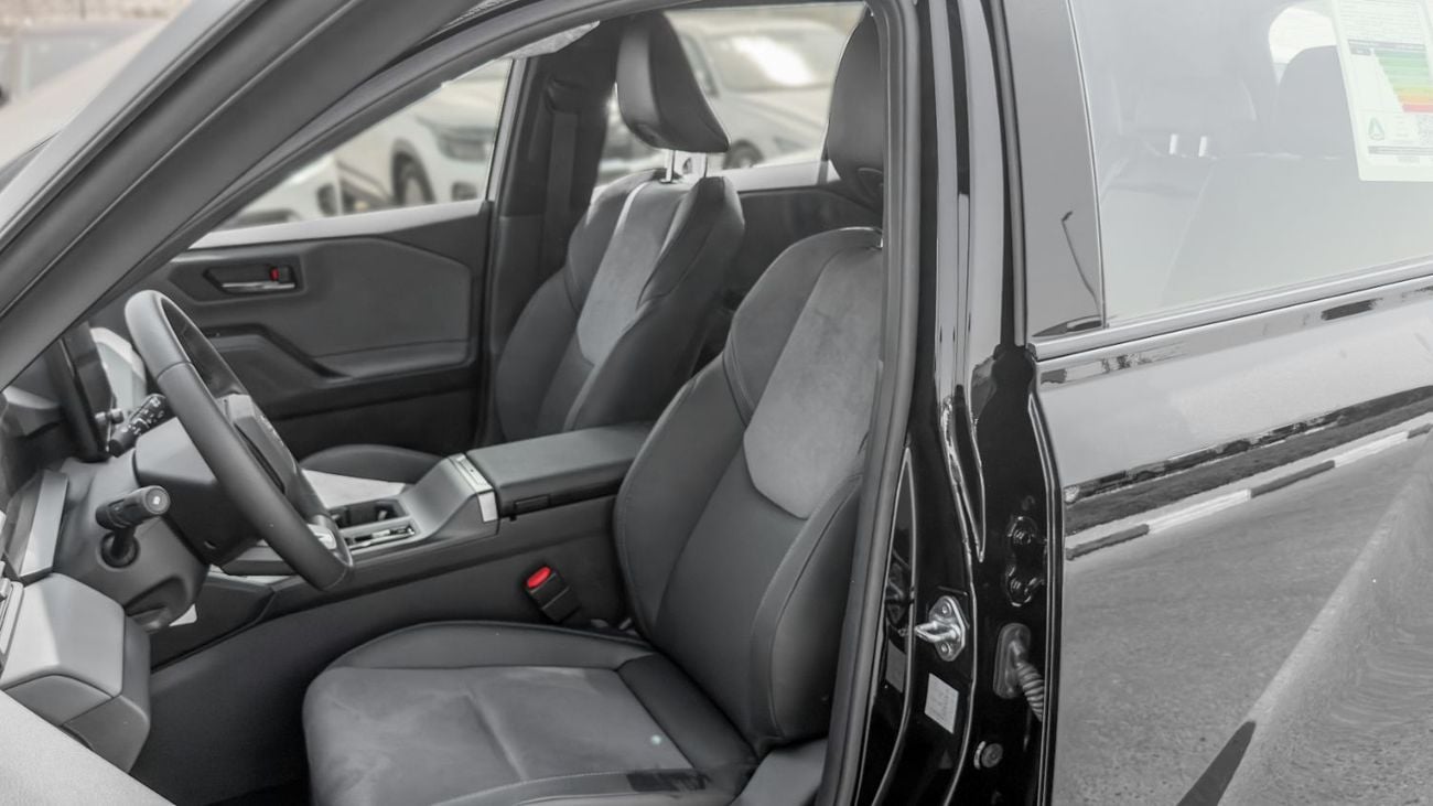 Toyota RAV4 XSE HEV 2026 Rav4 XSE 2.5L AT Hybrid (Black-Black)