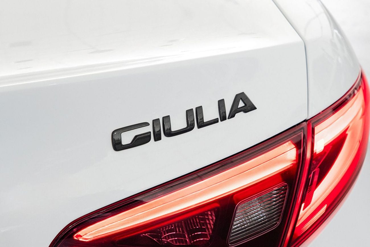 Alfa Romeo Giulia VELOCE