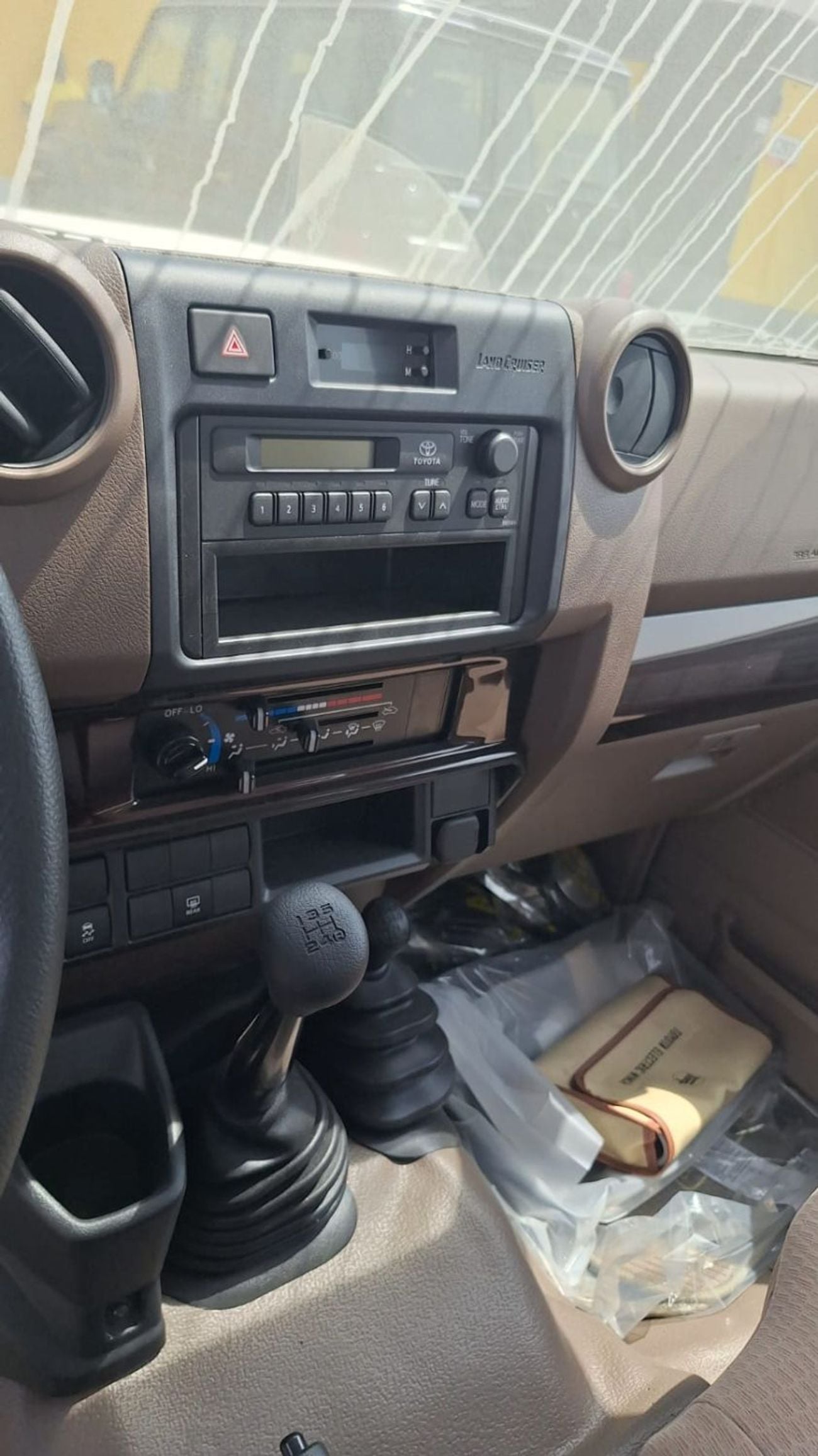 تويوتا لاند كروزر 70 LC71 LX