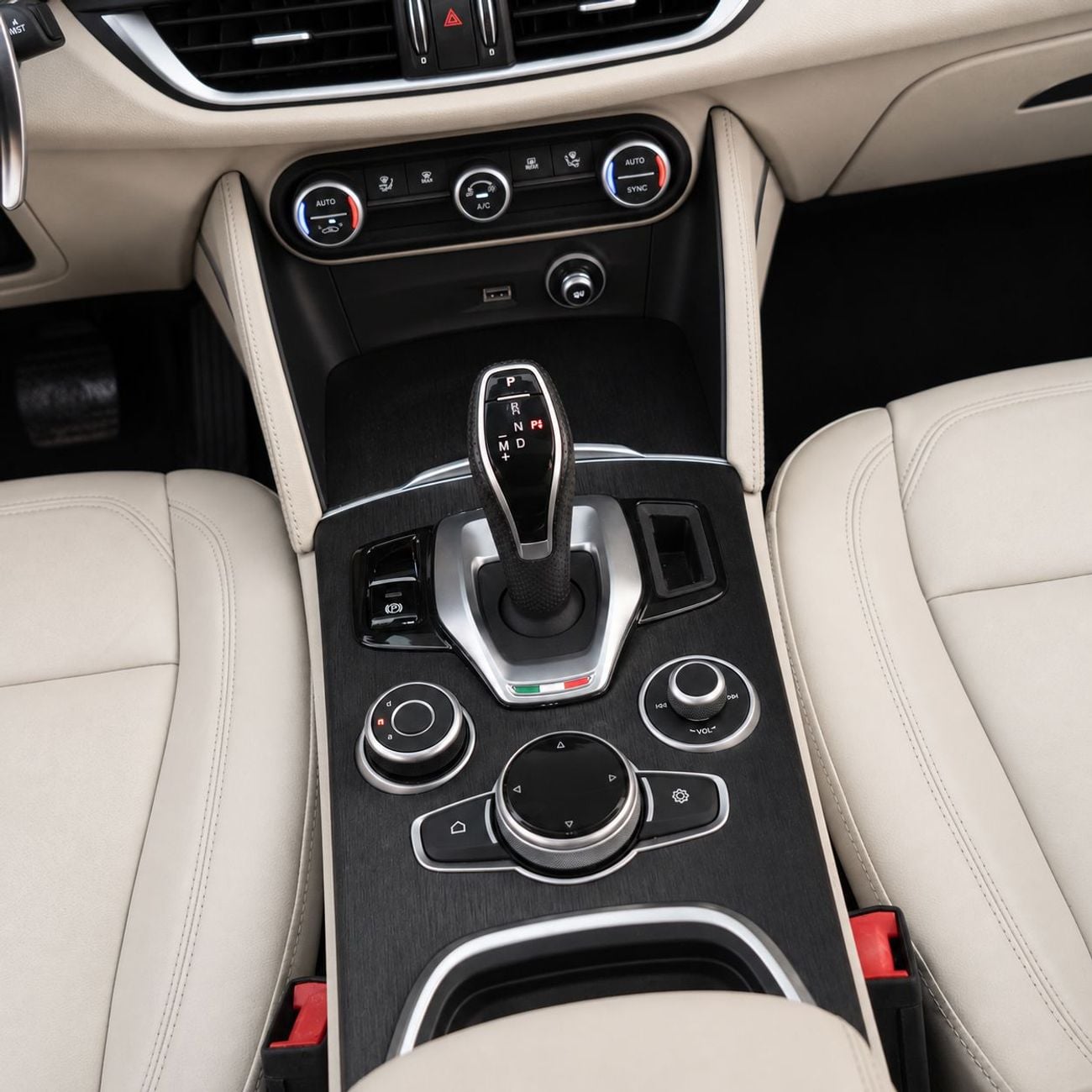 Alfa Romeo Stelvio SUPER AED 1,244 P.M • 0% Downpayment • Alfa Romeo Stelvio Super • 1 Year Warranty