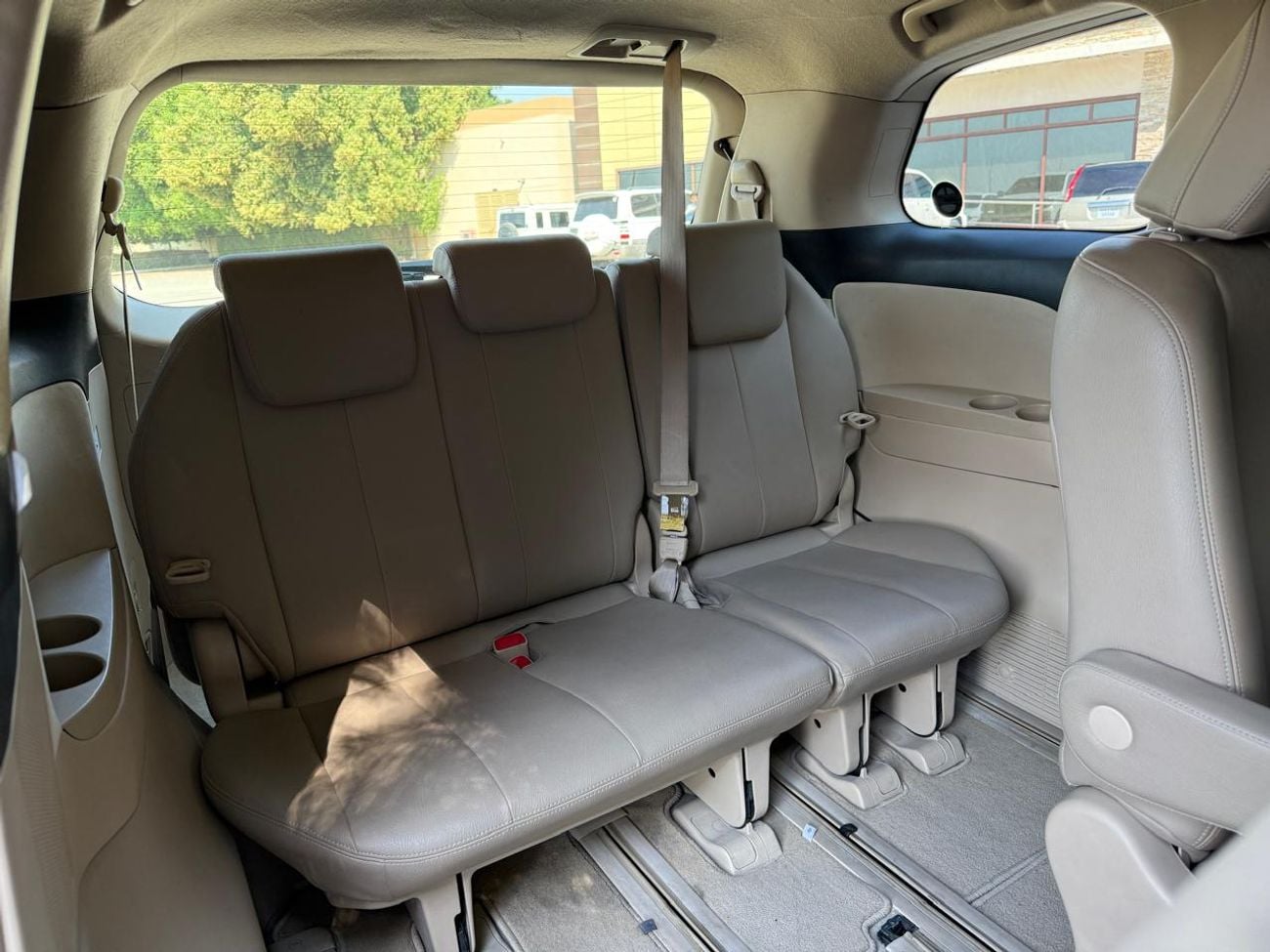 Toyota Previa SE