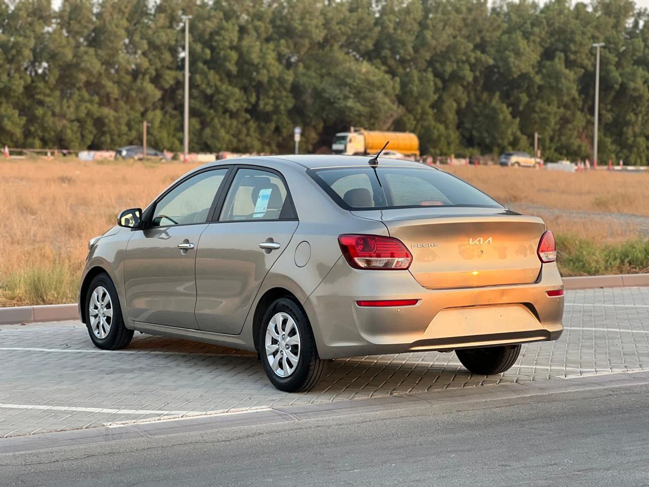 Kia Pegas EX