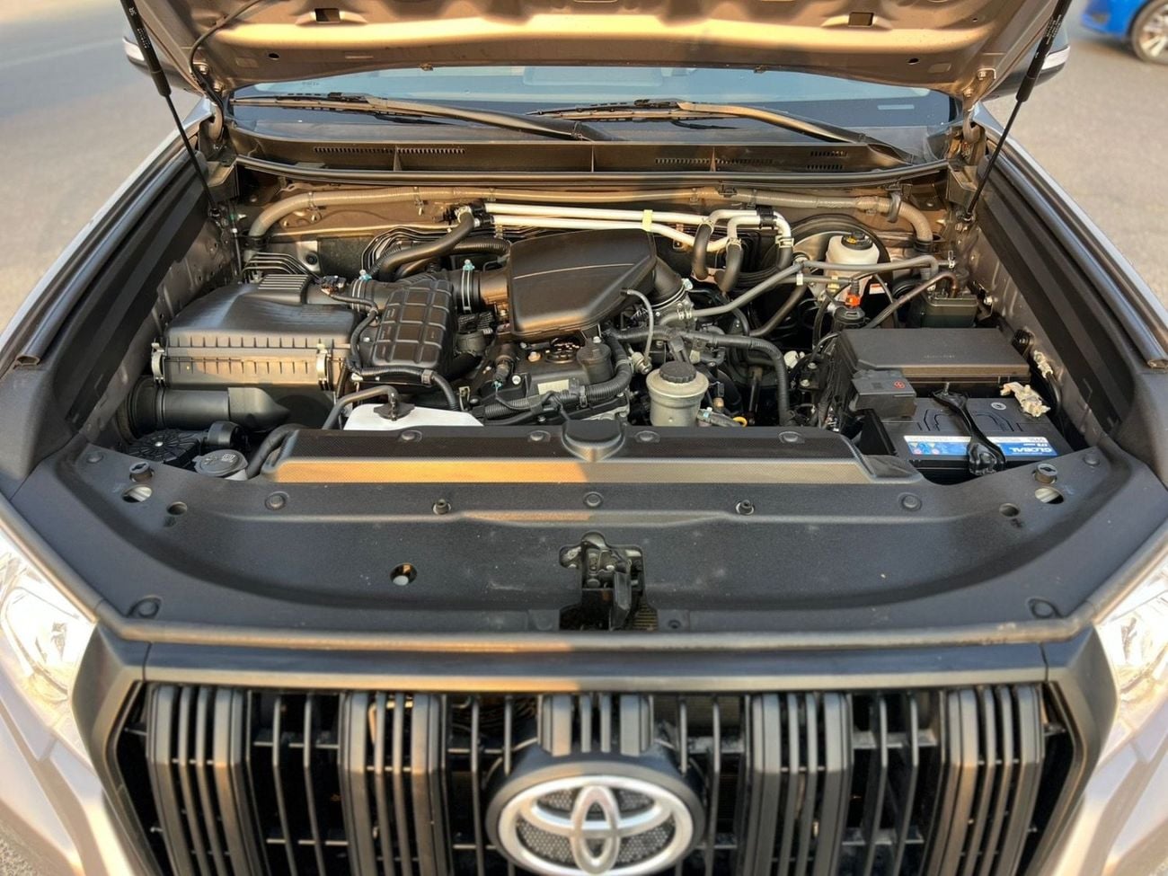 Toyota Prado TX-L 2022 Toyota Prado TX 2.7L V4- AWD 4x4 - No accident - 2 key Rear Sensor -