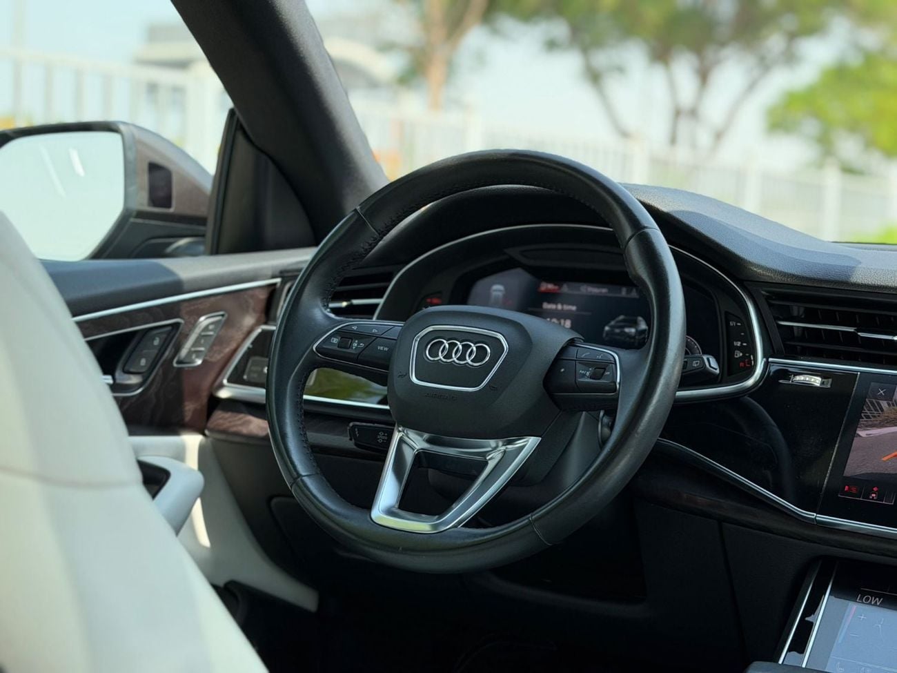 Audi Q8 55 TFSI S-LINE Audi Q8 2019 Gcc V6 o e owner