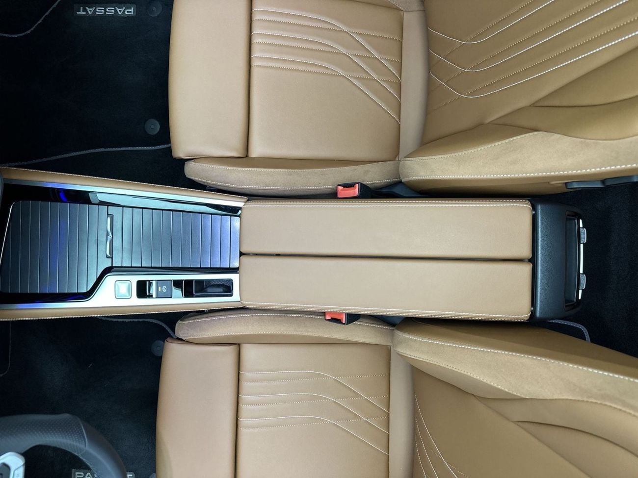 Volkswagen Passat COMFORTLINE Passat Comfortline 1.5L | 12.9” Infotainment | Panoramic Sunroof | ACC | Side Assist | Front Assist