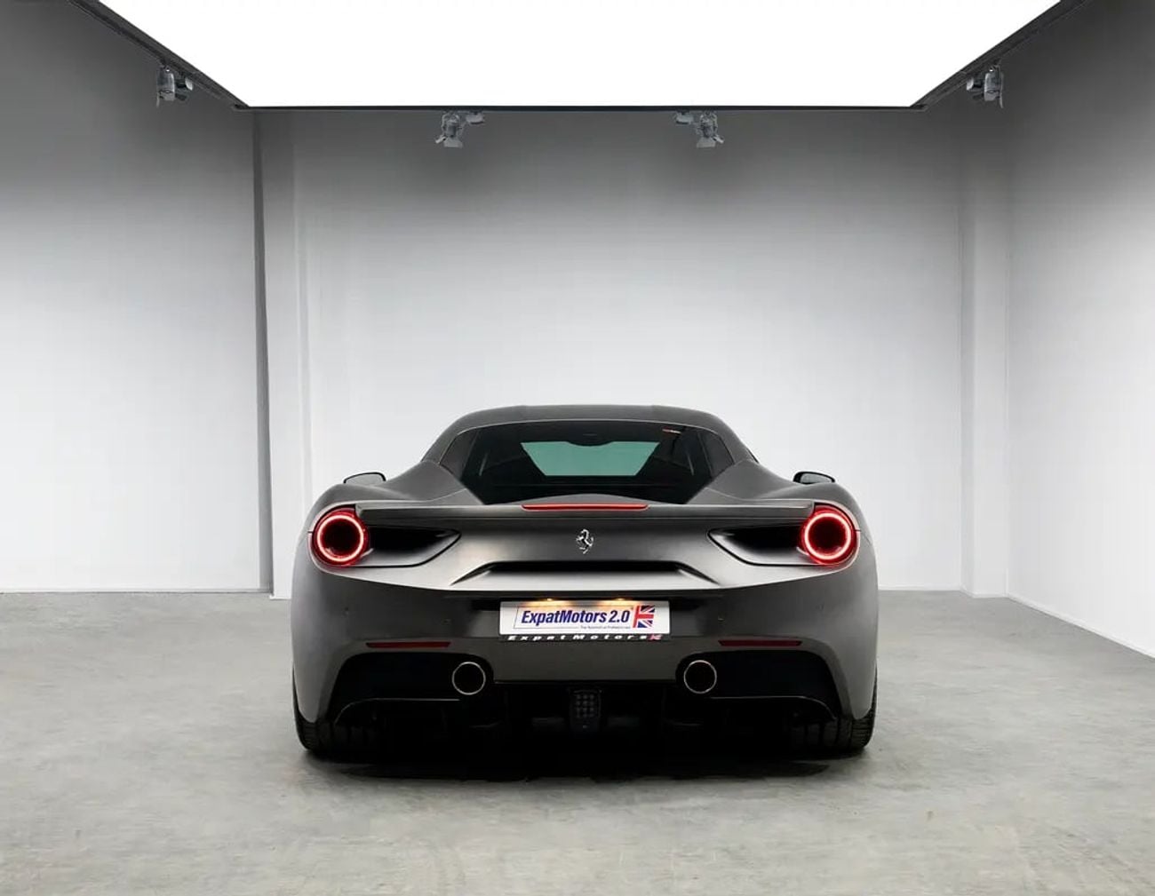 Ferrari 488 GTB STANDARD Grigio Titanio + Carbon Fibre Spec • Full Service History • GCC